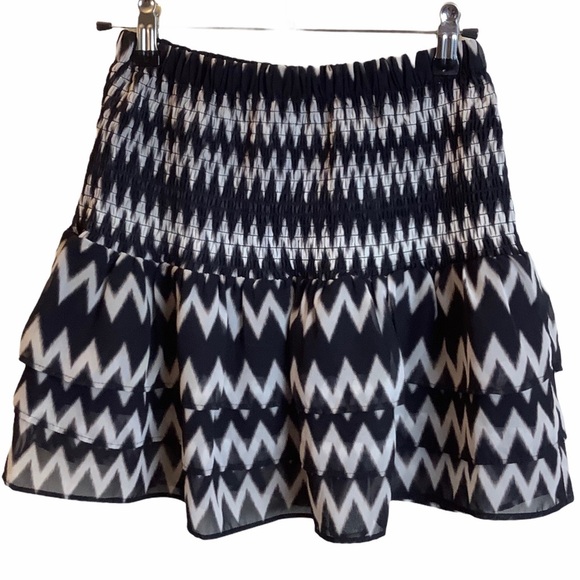 NWOT BUNDLE H&M Mini Skirts Size 4 Pull On Chiffon - Picture 2 of 11